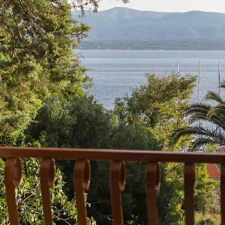 Apartman Sesna Bol Exterior foto