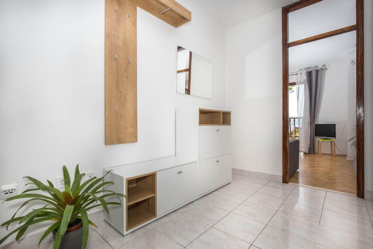 Apartman Sesna Bol Exterior foto