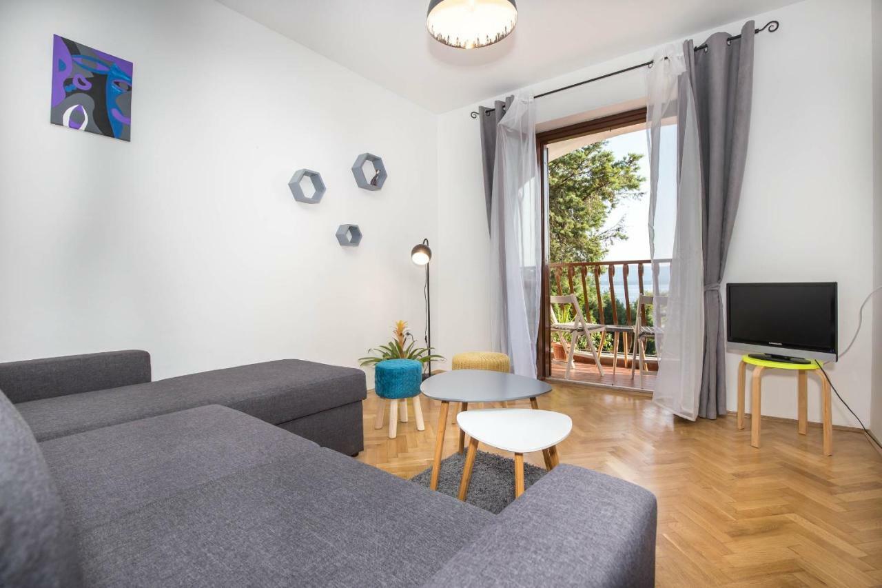 Apartman Sesna Bol Exterior foto